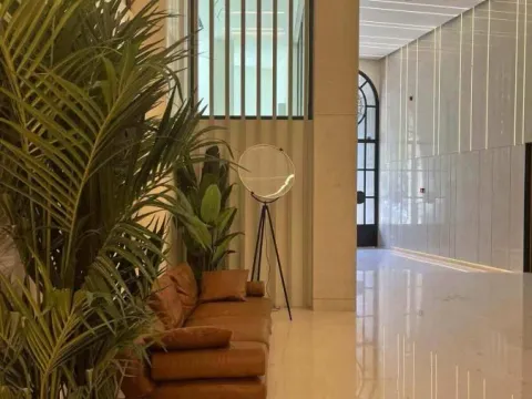 Izdavanje, trosoban stan, 120m², Stari Grad, Beograd - image 14