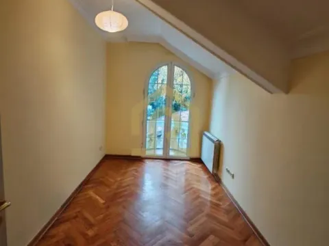 Rent, office space, 100m², Hala Pionir, Palilula Sve Podlokacije - image 7