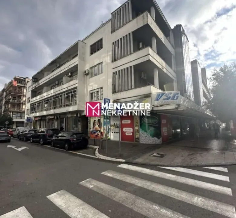 Prodaja, dvosoban stan, 85m², Centar, Podgorica