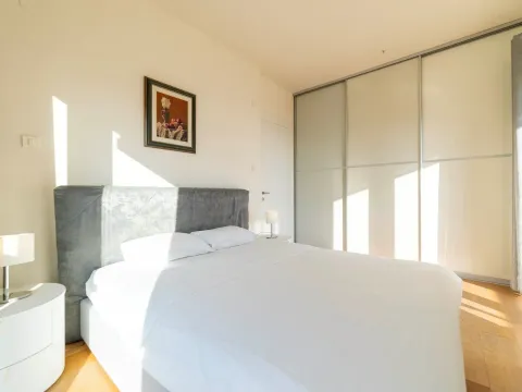 Sale, two bedroom apartment, 85m², Centar, Budva - image 19