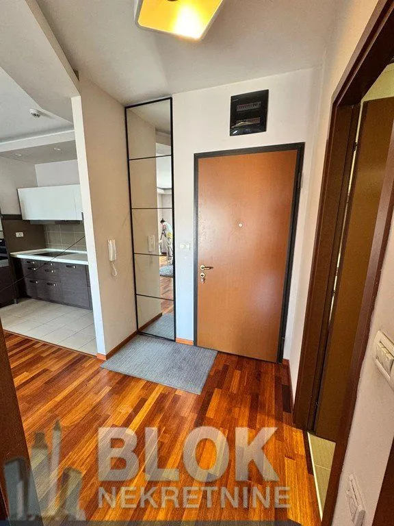 Rent, one bedroom apartment, 55m², City Kvart, Podgorica