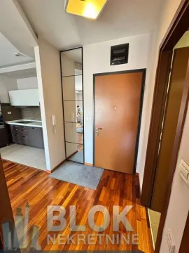 Rent, one bedroom apartment, 55m², City Kvart, Podgorica - image 2