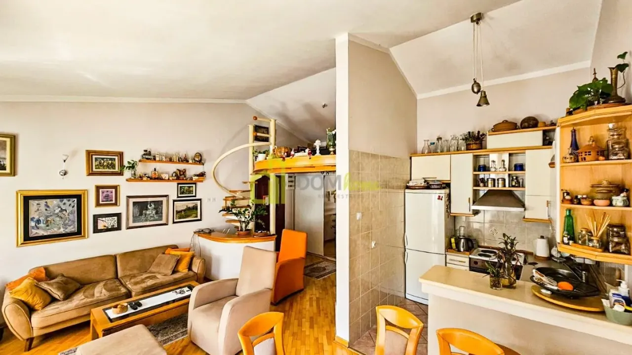 Prodaja, dvosoban stan, 65m², Preko Morače, Podgorica