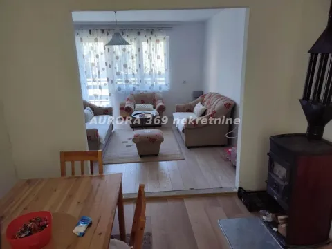 Prodaja, kuća, 231m², Beočin, Srbija - image 4