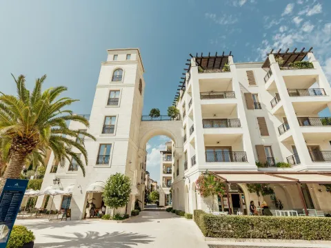 Sale, two bedroom apartment, 107m², Porto Montenegro, Tivat