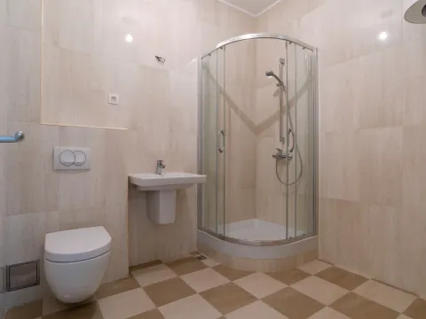 Prodaja, stan, 120m², Kotor, Crna Gora - image 16
