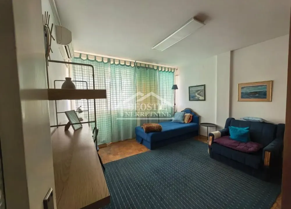 Izdavanje, dvosoban stan, 55m², Novi Beograd Blok 21, Novi Beograd Sve Podlokacije