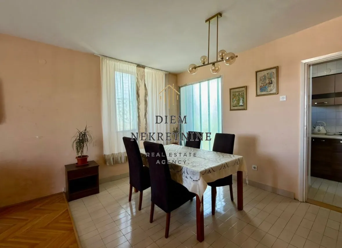 Rent, two bedroom apartment, 85m², Centar, Bar