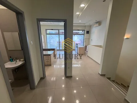 Rent, office space, 189m², Stari Aerodrom, Podgorica - image 10