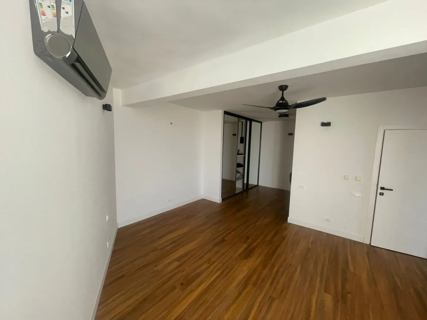 Sale, one bedroom apartment, 75m², Mažina, Tivat