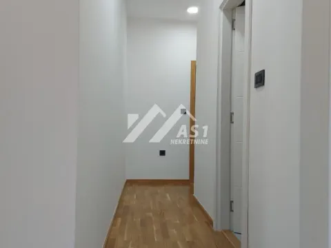 Izdavanje, dvosoban stan, 50m², Sajam, Novi Sad Sve Podlokacije - image 6