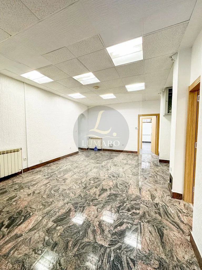 Rent, office space, 191m², Ljubović, Podgorica