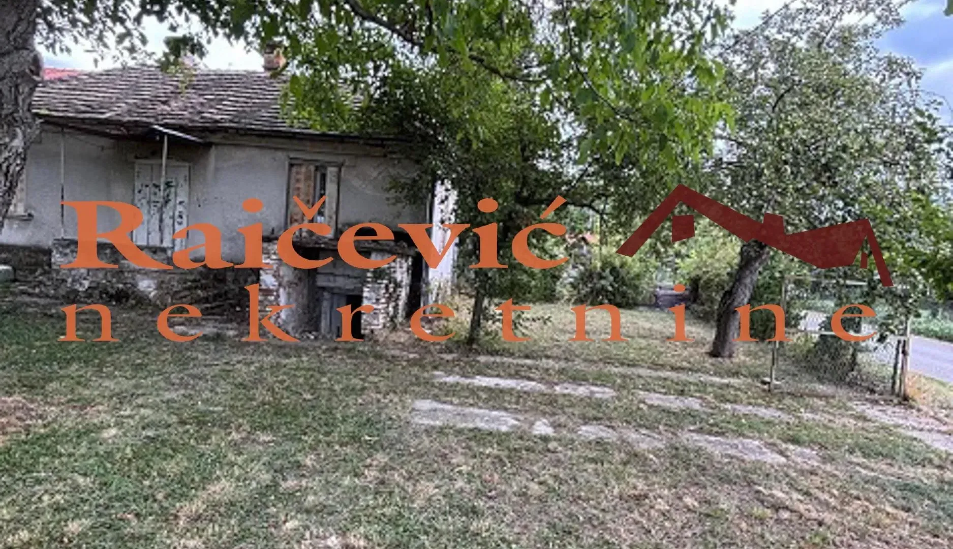 Sale, land lot, 2000m², Voždovac Sve Podlokacije, Beograd