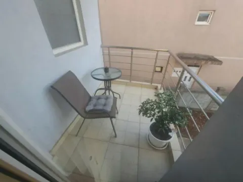 Prodaja, trosoban stan, 85m², Stari Aerodrom, Podgorica - image 7