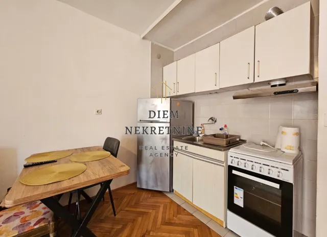 Rent, one bedroom apartment, 37m², Centar, Bar