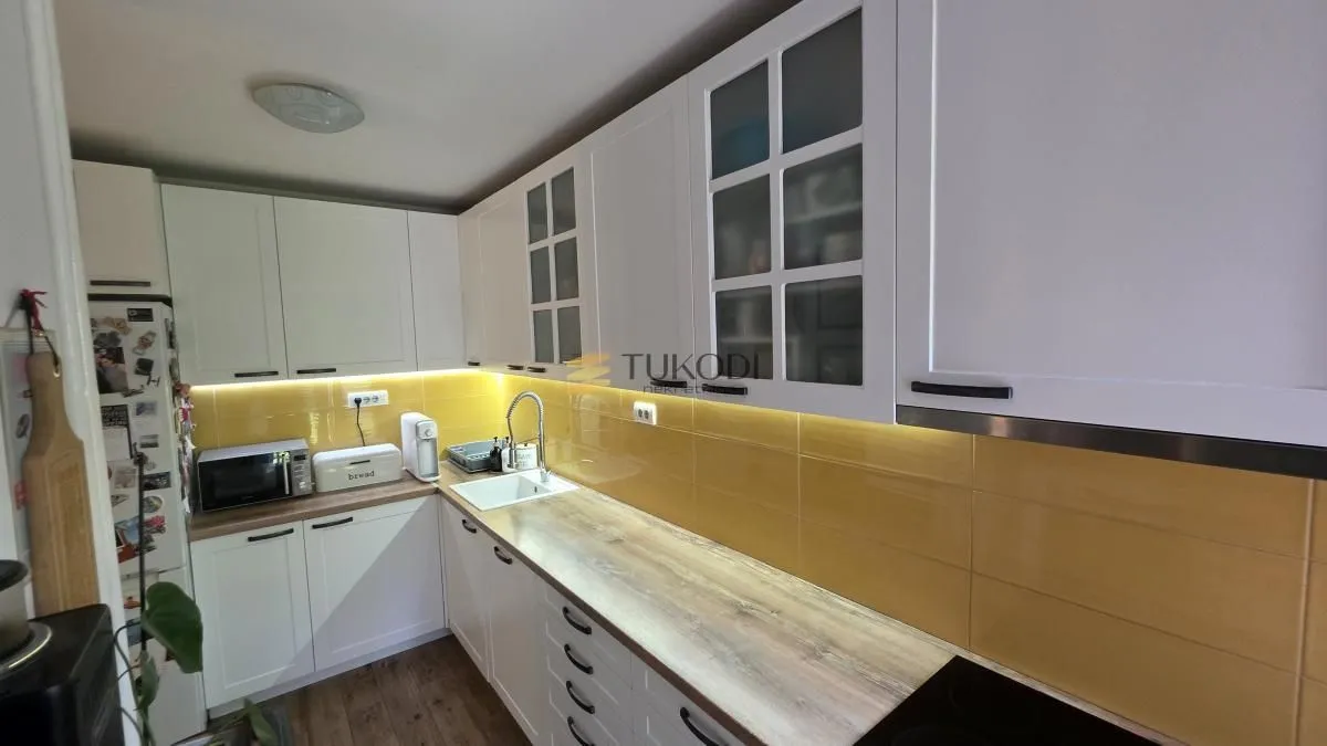 Prodaja, četvorosoban stan, 96m², Novo naselje, Novi Sad