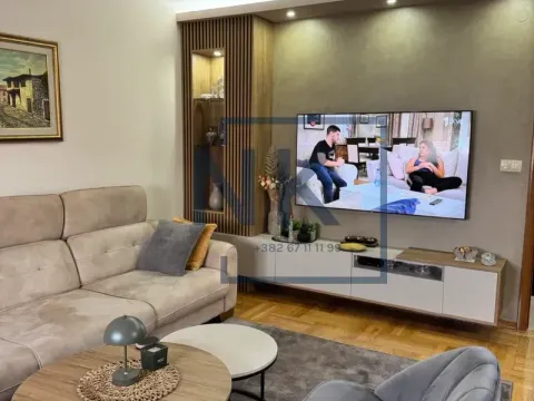 Prodaja, trosoban stan, 87m², Stari Aerodrom, Podgorica - image 3