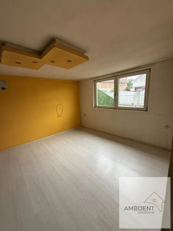 Prodaja, kuća, 80m², Novi Karlovci, Inđija
