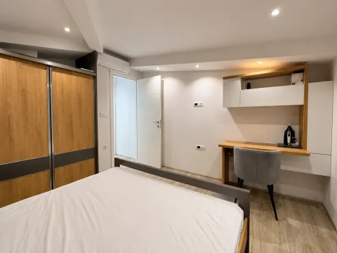 Rent, two bedroom apartment, 100m², Preko Morače, Podgorica - image 11