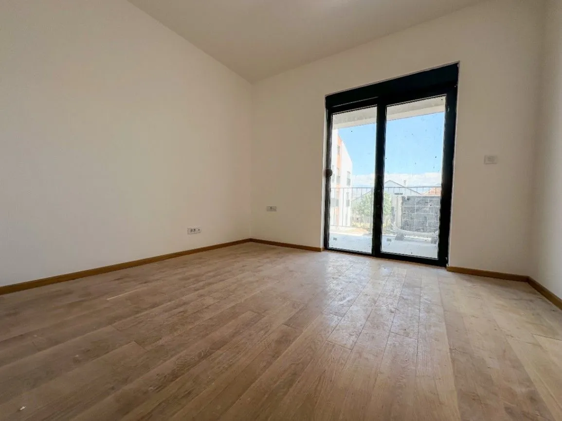 Prodaja, dvosoban stan, 75m², Zabjelo, Podgorica
