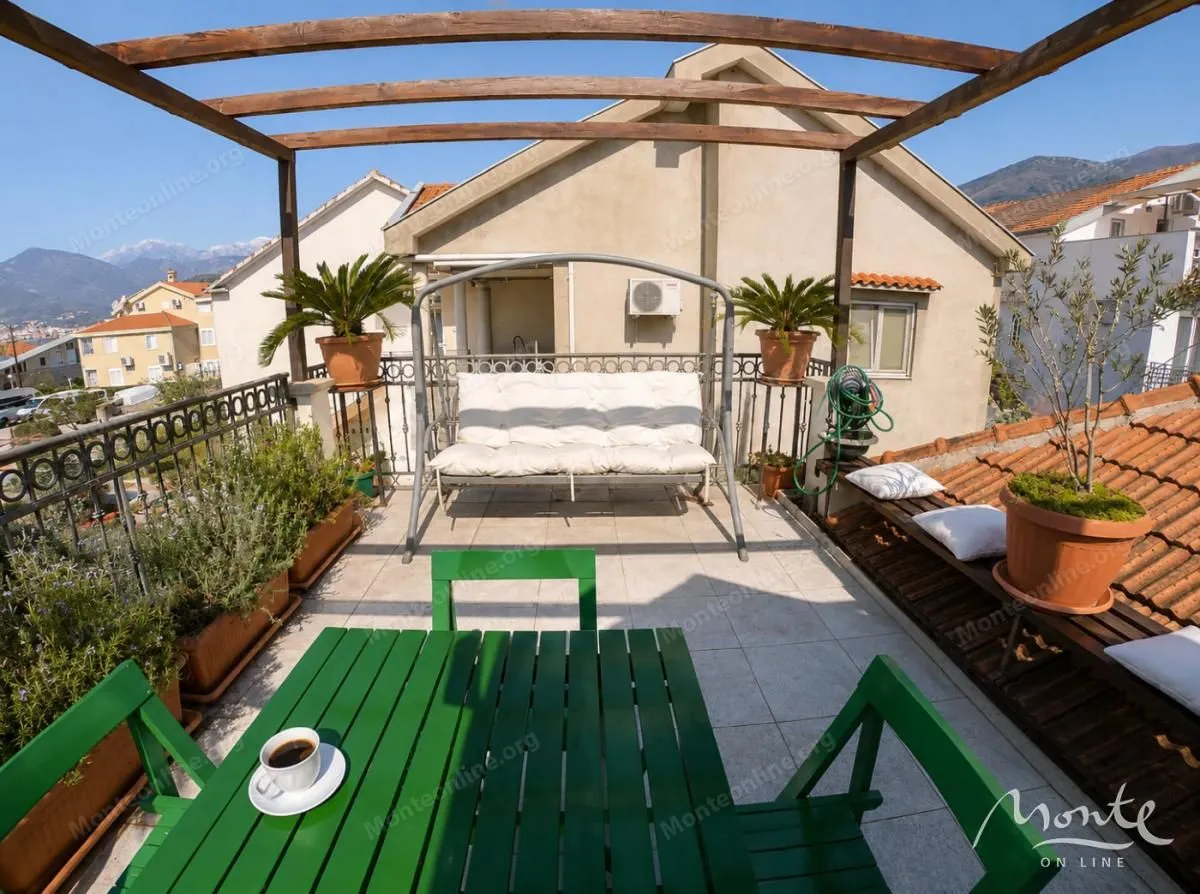Prodaja, kuća, 85m², Donja Lastva, Tivat