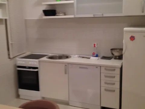 Izdavanje, dvosoban stan, 76m², Centar, Podgorica - image 4