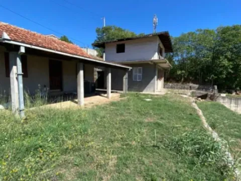 Prodaja, kuća, 545m², Rogami, Podgorica - image 9