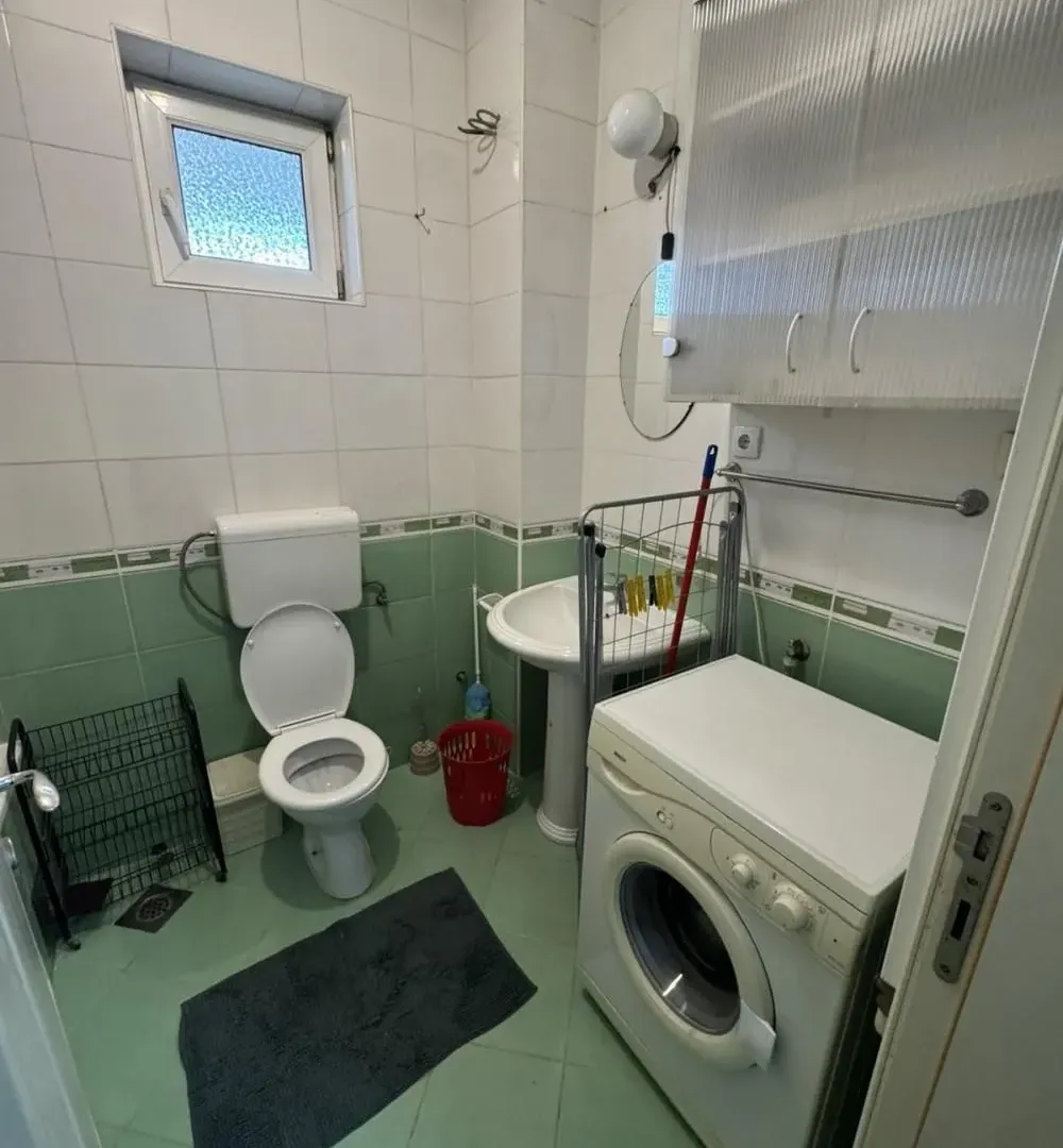 Rent, one bedroom apartment, 35m², Južni Bulevar, Vračar Sve Podlokacije