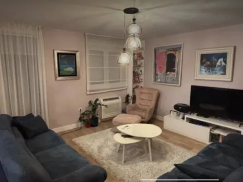 Prodaja, dvosoban stan, 86m², Preko Morače, Podgorica