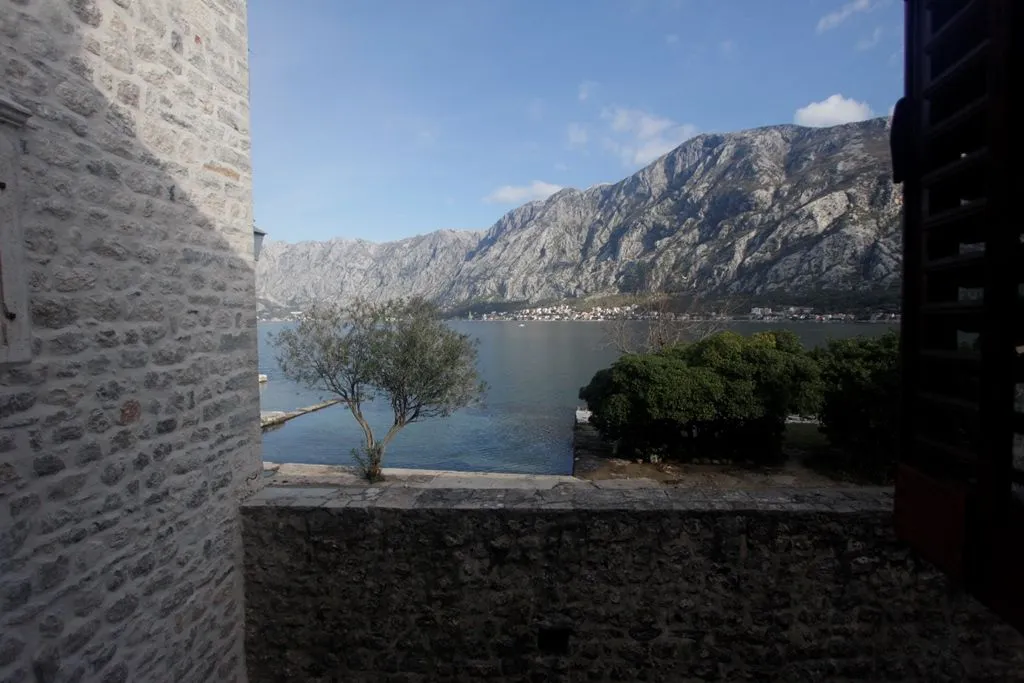 Sale, house, 230m², Prčanj, Kotor