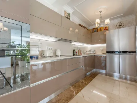 Sale, house, 410m², Blizikuće, Budva - image 7