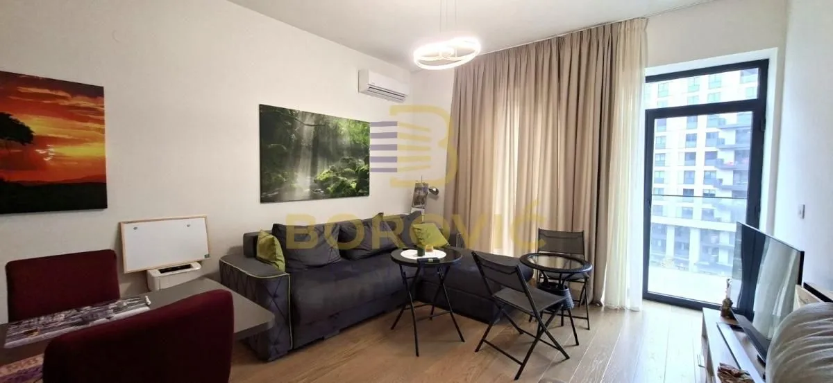 Prodaja, četvorosoban stan, 110m², Savski Venac, Beograd