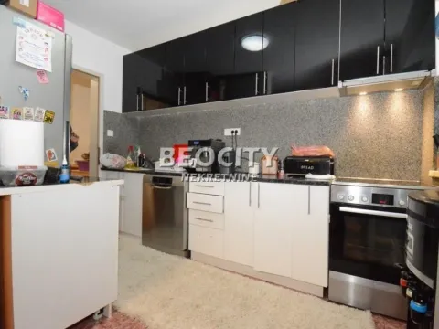 Sale, house, 380m², Meljak, Barajevo - image 11