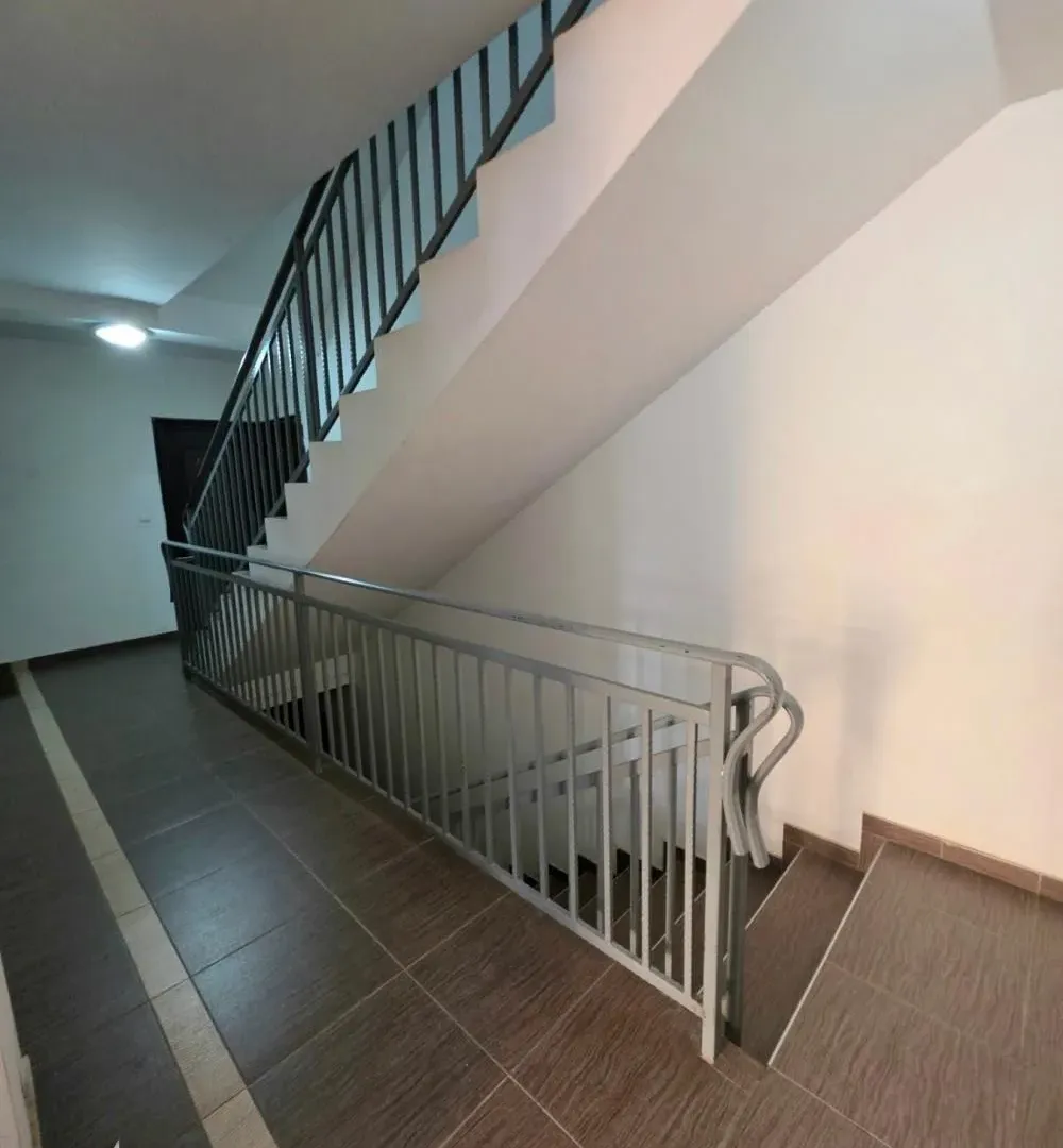 Prodaja, jednosoban stan, 34m², Kneževac, Beograd
