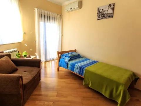 Prodaja, kuća, 340m², Budva, Crna Gora - image 22