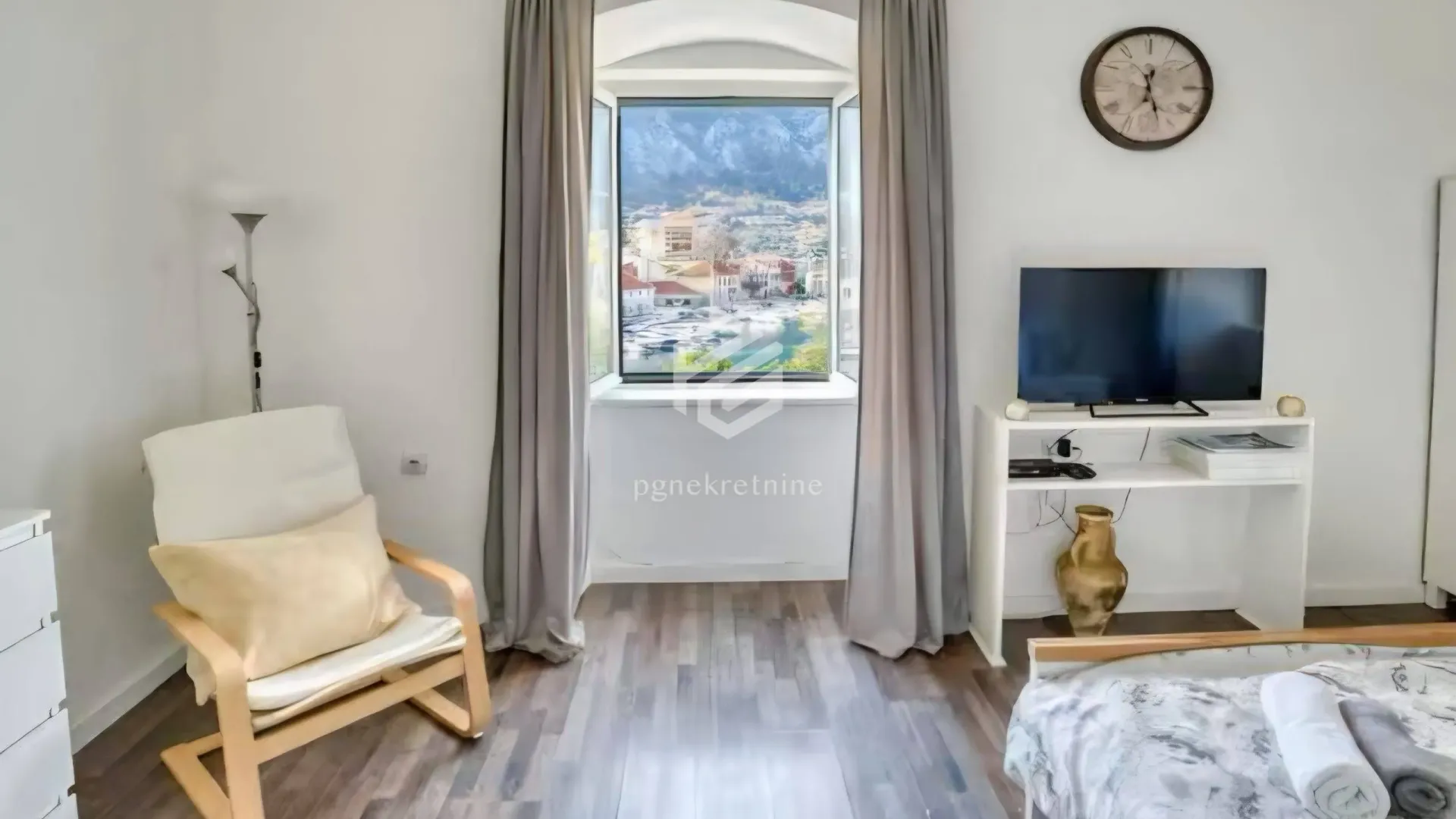 Prodaja, jednosoban stan, 34m², Kotor, Crna Gora