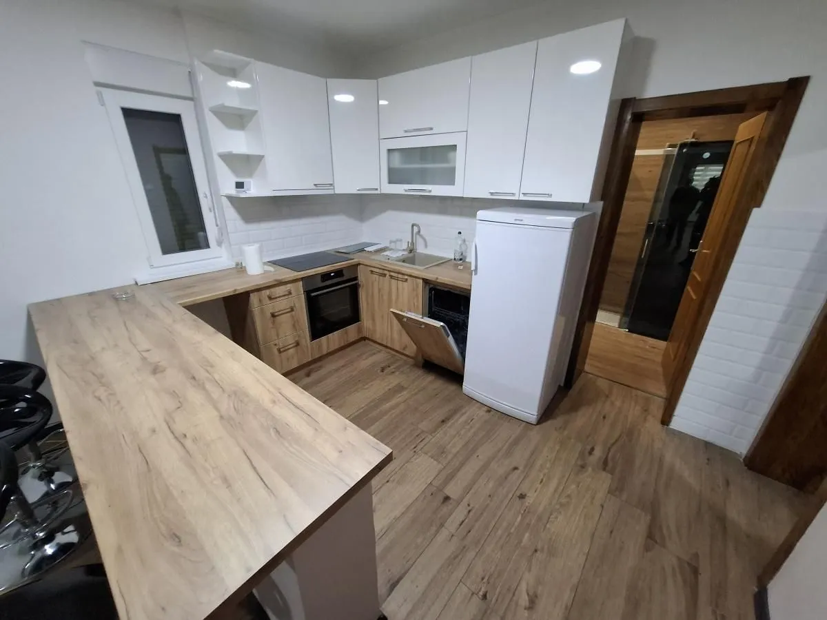 Prodaja, trosoban stan, 85m², Klisa, Novi Sad Sve Podlokacije
