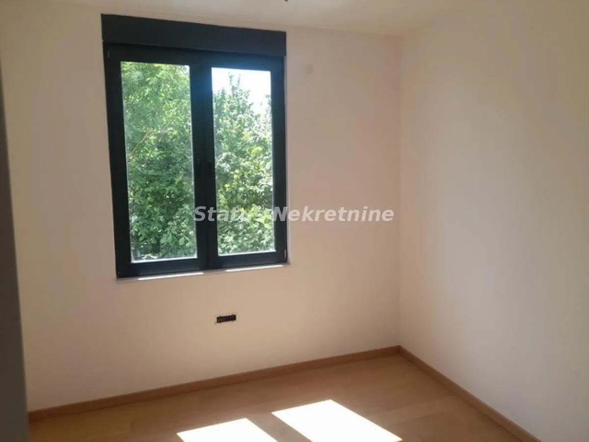 Prodaja, stan, 140m², Telep, Novi Sad Sve Podlokacije