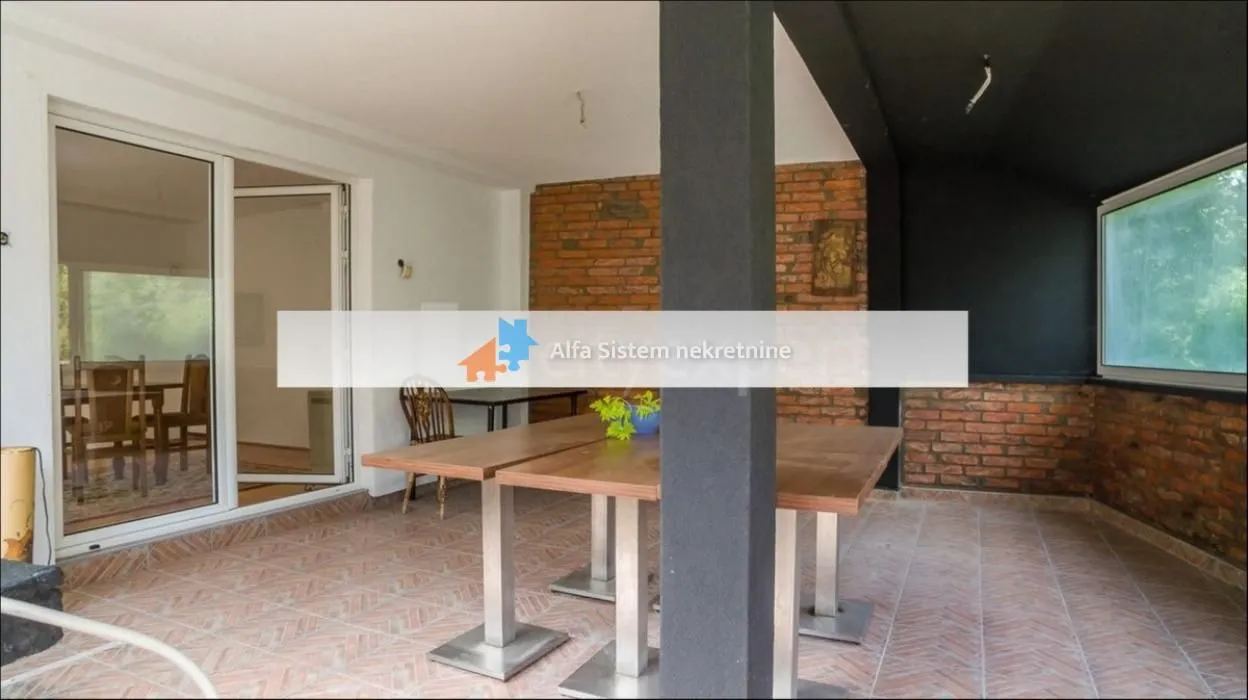 Rent, house, 300m², Zvezdarska Šuma, Zvezdara Sve Podlokacije
