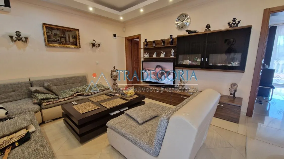Prodaja, kuća, 194m², Sutomore, Bar