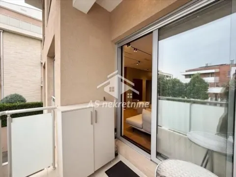 Sale, apartment, 113m², Savski Venac, Beograd - image 27