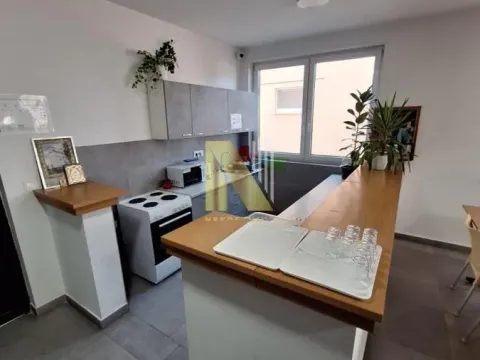 Sale, office space, 1252m², Stara Pazova, Srbija - image 17