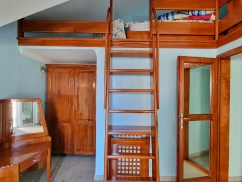 Izdavanje, trosoban stan, 100m², Budva, Crna Gora - image 20