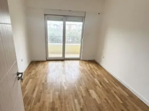 Prodaja, jednosoban stan, 68m², Ljubović, Podgorica - image 2