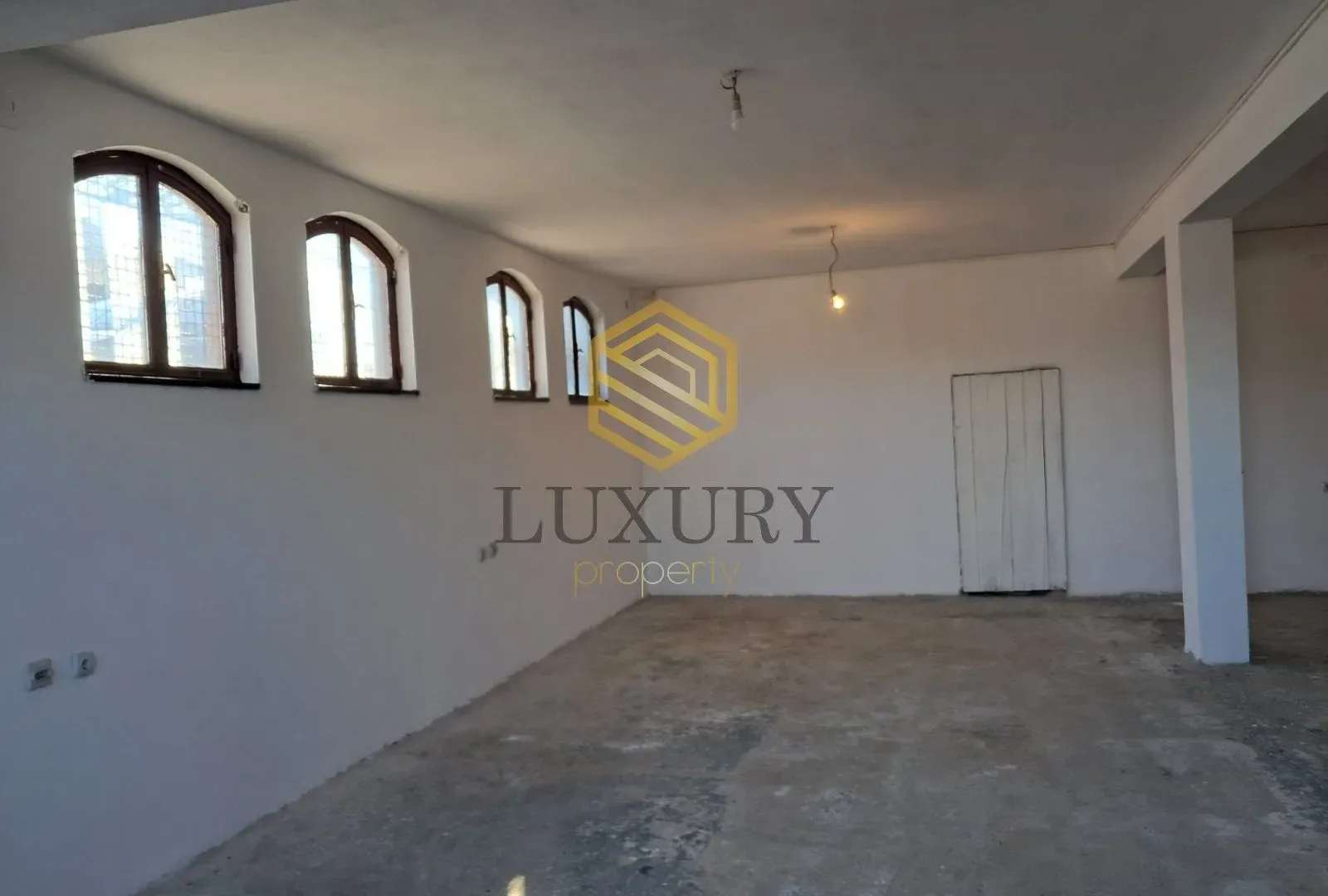 Rent, office space, 110m², Gornja Gorica, Podgorica