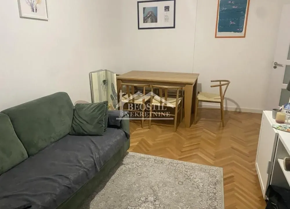 Prodaja, trosoban stan, 75m², Vračar Centar, Vračar Sve Podlokacije