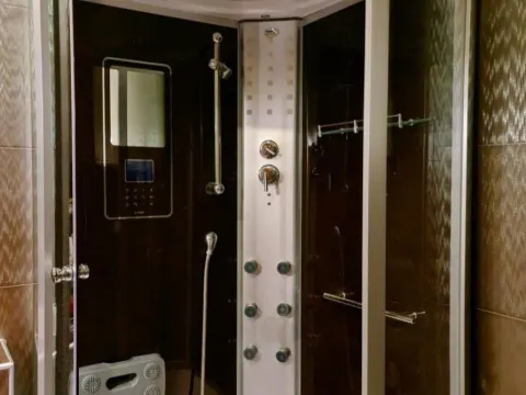 Izdavanje, trosoban stan, 113m², Centar, Budva - image 5