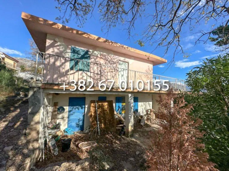 Prodaja, kuća, 260m², Zagrađe, Bar