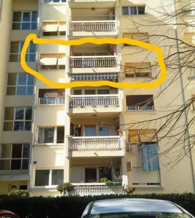 Prodaja, dvosoban stan, 82m², Centar, Tivat