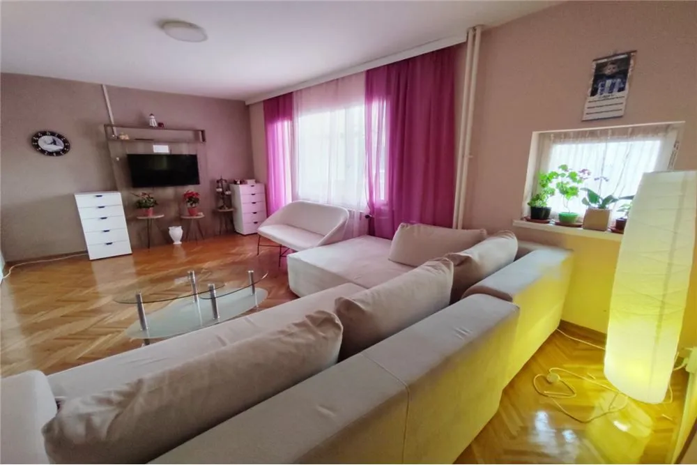 Sale, two bedroom apartment, 72m², Medijana, Niš